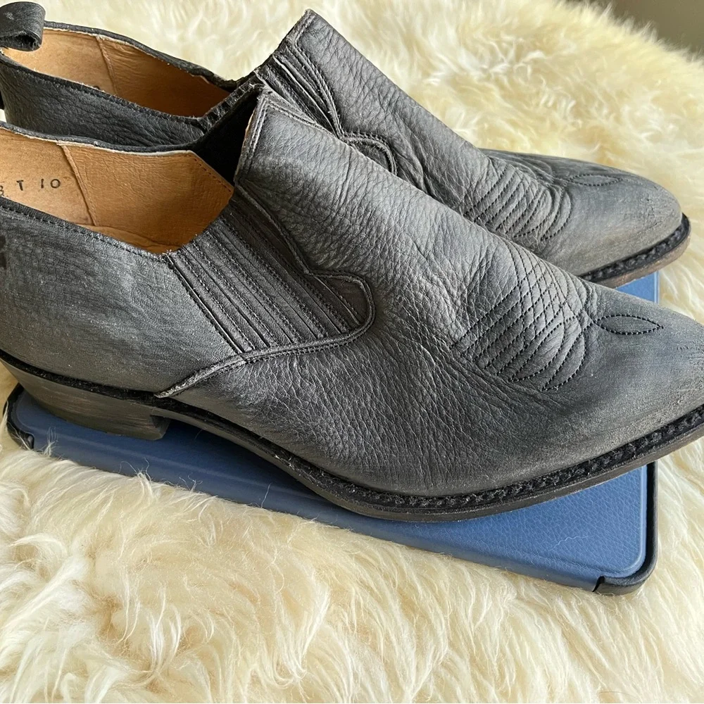 Frye Black Leather Pointed Western Ankle Booties - Picture 2 of 9